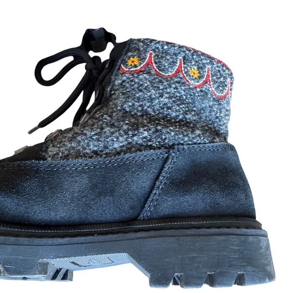 Vtg L.L.Bean Suede Wool Lace Up Ankle Boots Embroidered Italy Made Nordic Style - Picture 13 of 16